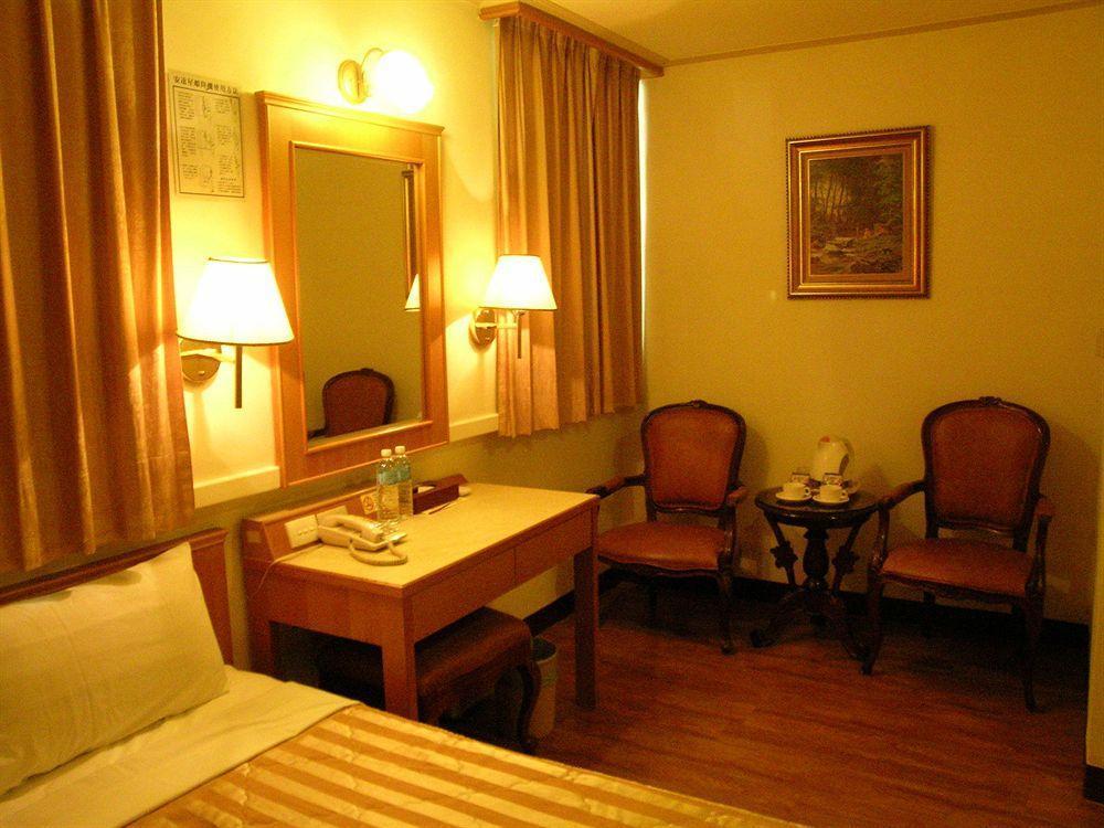 Riverside Hotel Kaohsiung Exterior photo